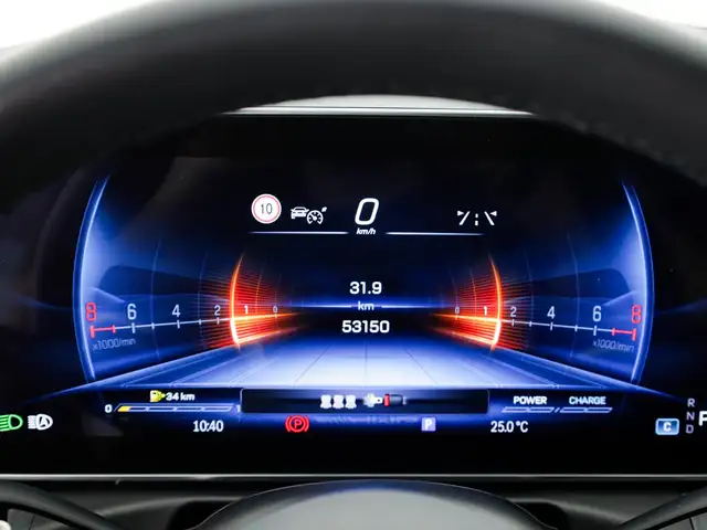 Mercedes-Benz C-Class view 12
