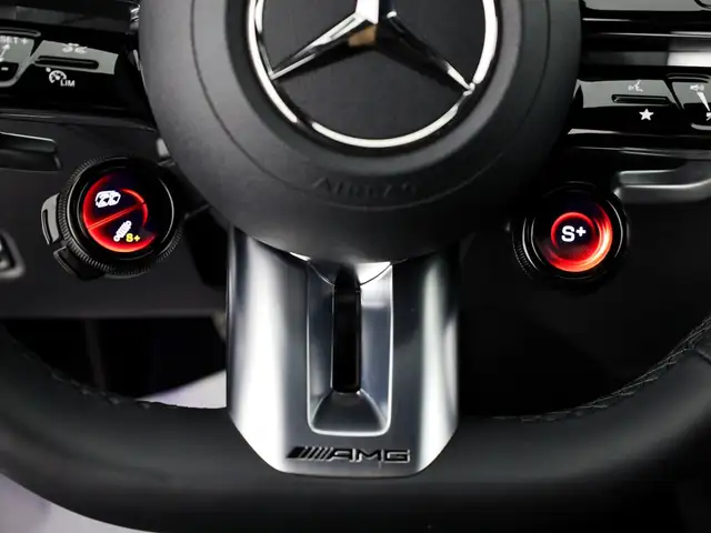Mercedes-Benz C-Class view 13