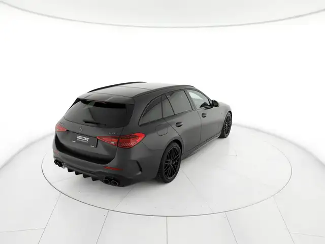 Mercedes-Benz C-Class view 3