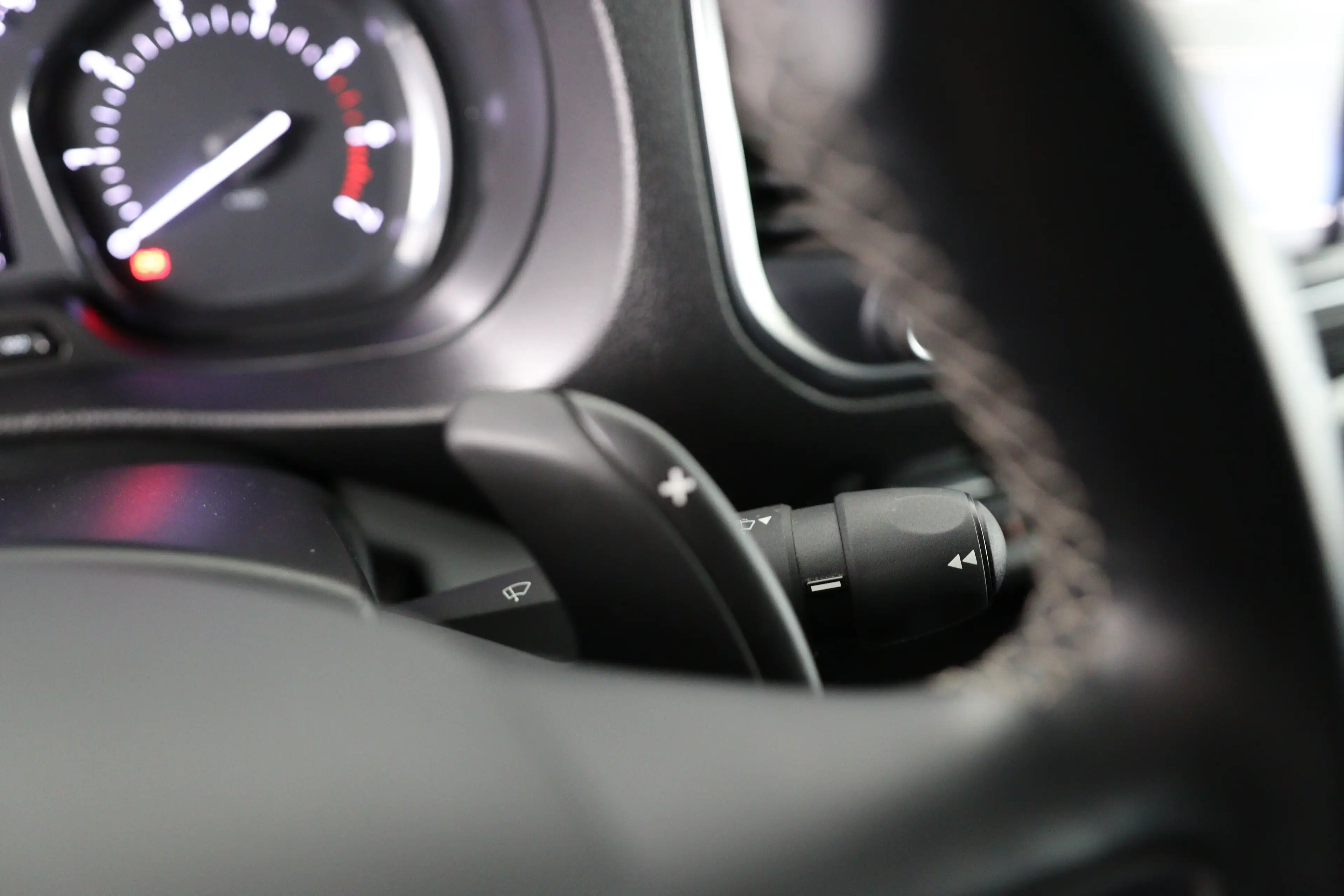 Toyota Proace Long Worker 2.0 D-4D 145pk Black Line | Automaat | — photo 27