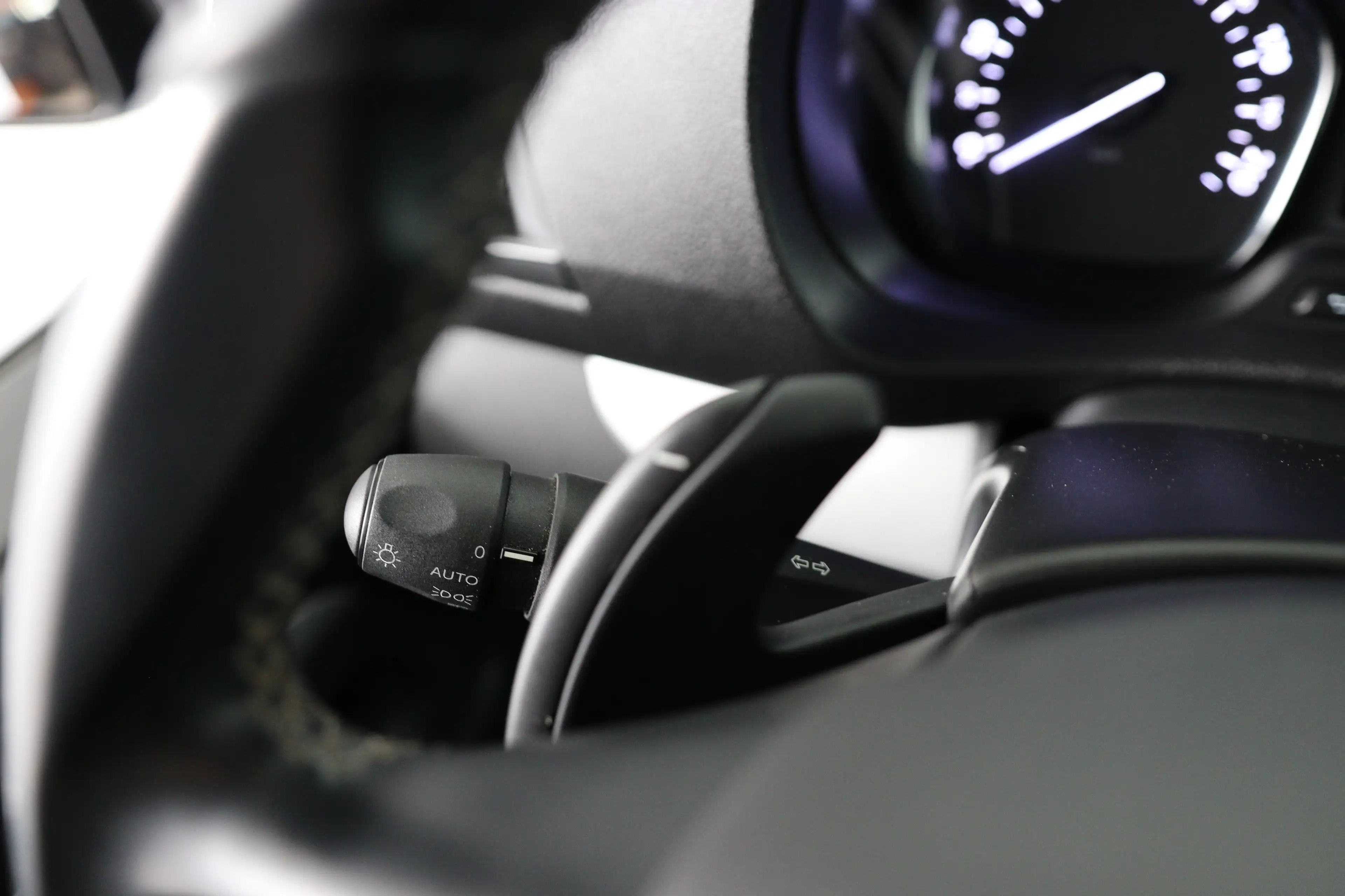 Toyota Proace Long Worker 2.0 D-4D 145pk Black Line | Automaat | — photo 26