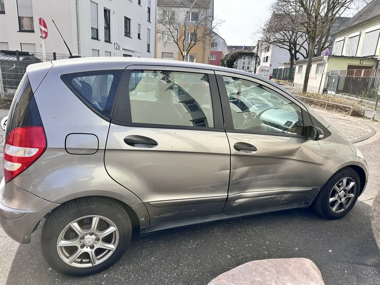 Mercedes-Benz A 180