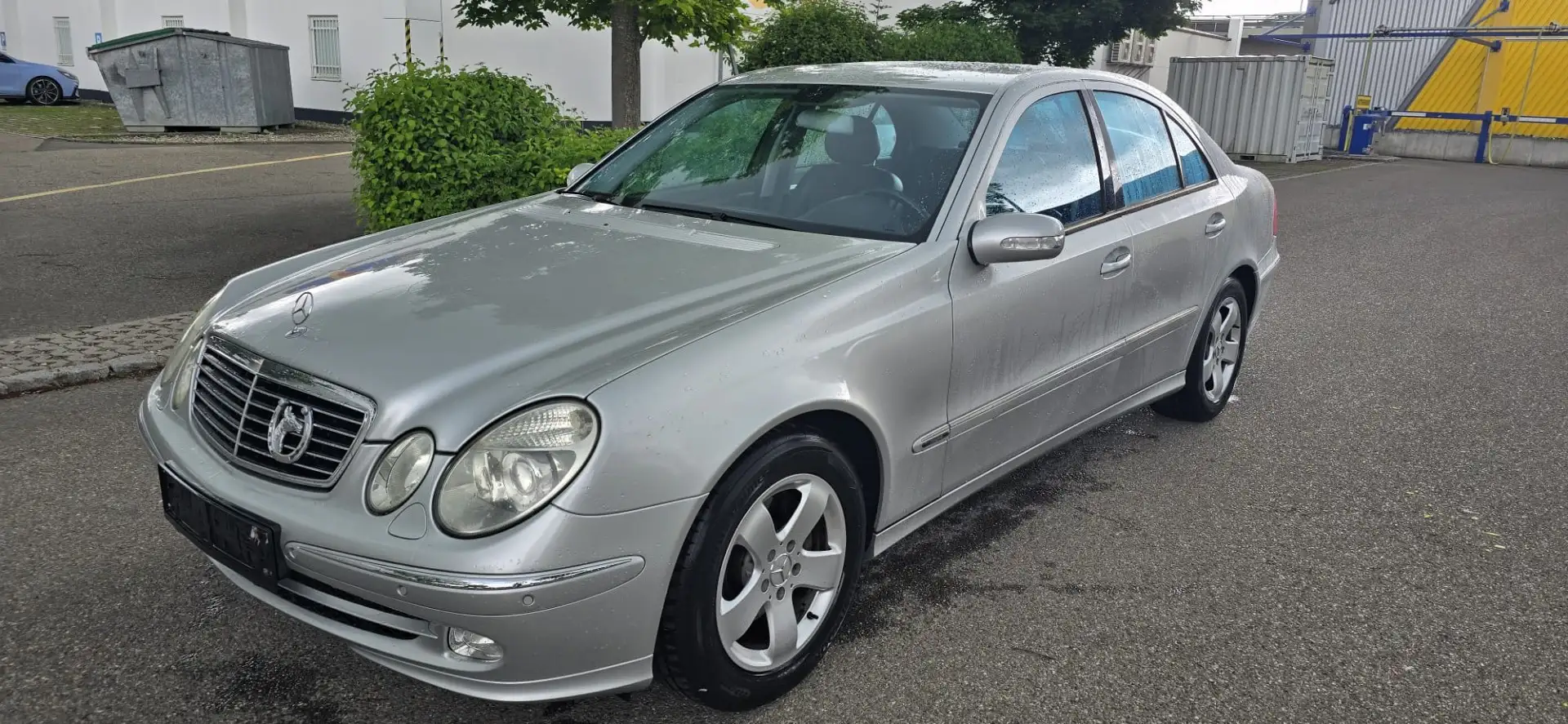 Mercedes-Benz E 200 Kompressor Avantgarde Silber - 2