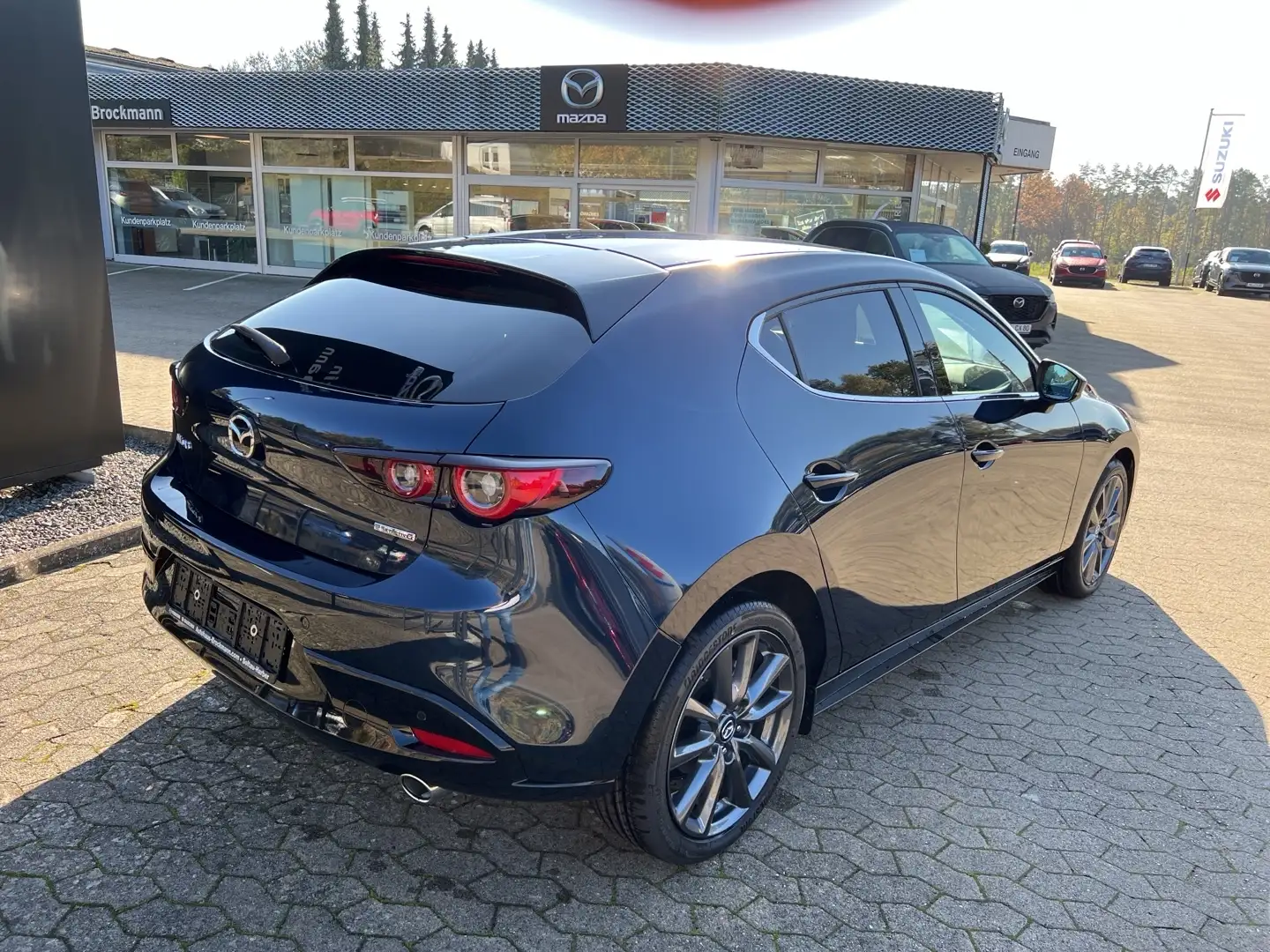Mazda 3 2025 2.5 140 PS e-SKYACTIV G Exclusive-line Automa Modrá - 2