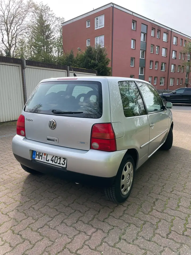 Volkswagen Lupo 1.0 srebrna - 2