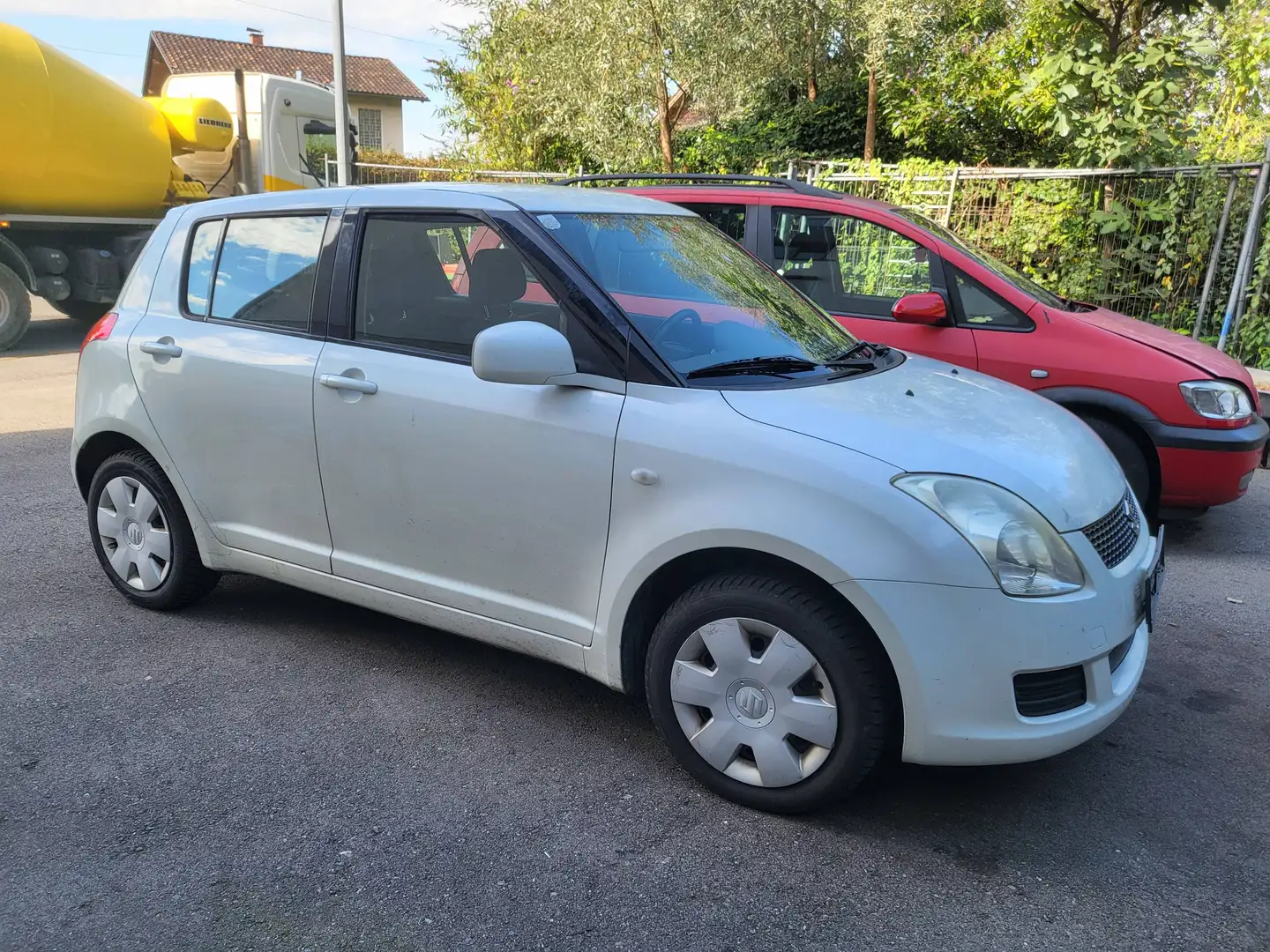 Suzuki Swift Swift 1,3 GL 4WD GL Weiß - 2