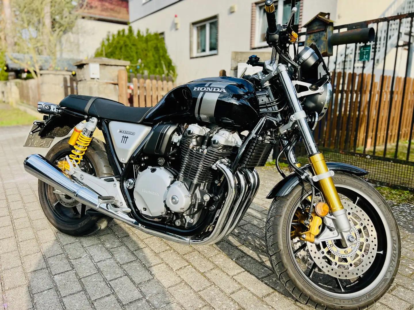 Honda CB 1100 RS Noir - 1