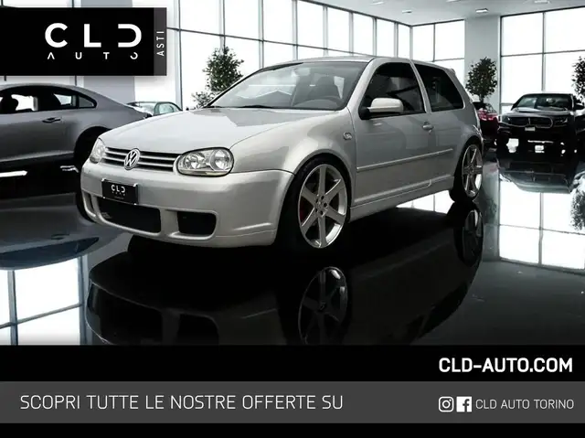 Volkswagen Golf GTI 3p 1.8 20v kit r32 cerchi 19'' uniprop.