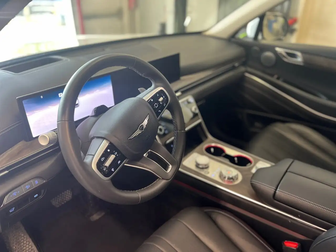 Genesis GV80 снимка Genesis GV80