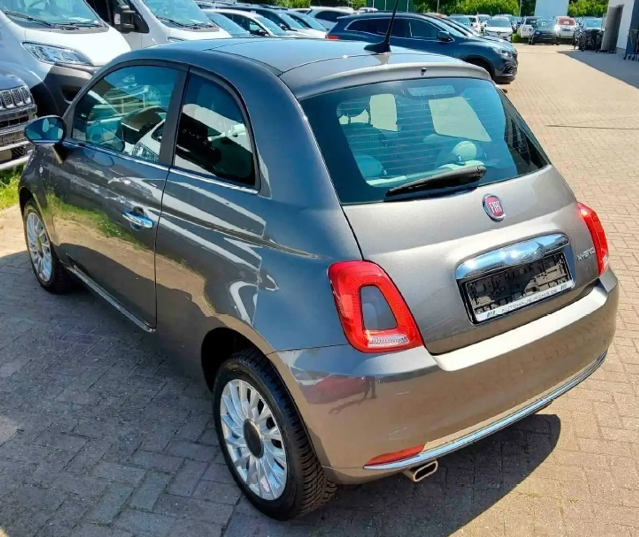 Fiat 500 1.0 DOLCEVITA Klima*Glasdach*CarPlay Grau - 2