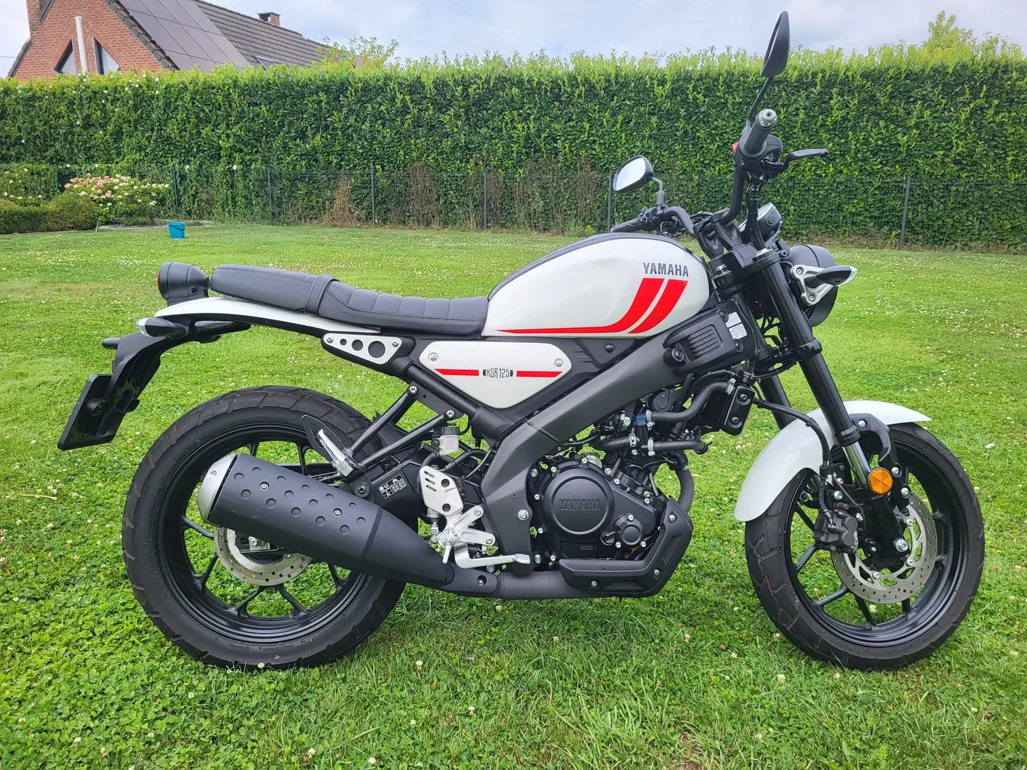 Yamaha XSR 125 Beyaz - 2