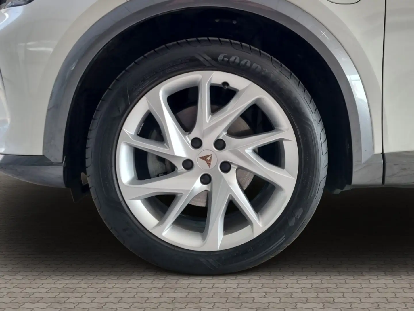 CUPRA Formentor Basis EU6d 1.4 e-HYBRID OPF Klima LED Telefon Weiß - 2