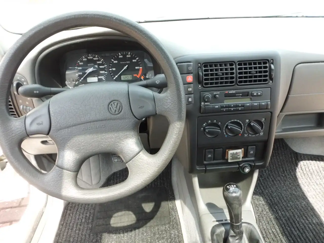 Volkswagen Polo 45 Servo, foto 10
