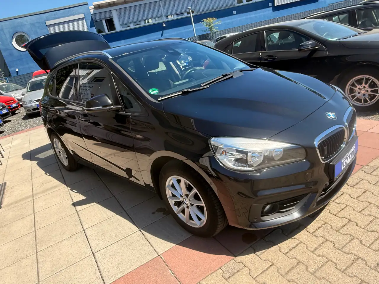 BMW 216