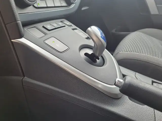 Toyota Auris view 15