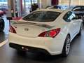 Hyundai Genesis Coupe Coupé 2,0 CVVT Turbo Weiß - thumbnail 2