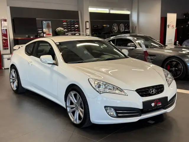 Hyundai Genesis Coupe Coupé 2,0 CVVT Turbo