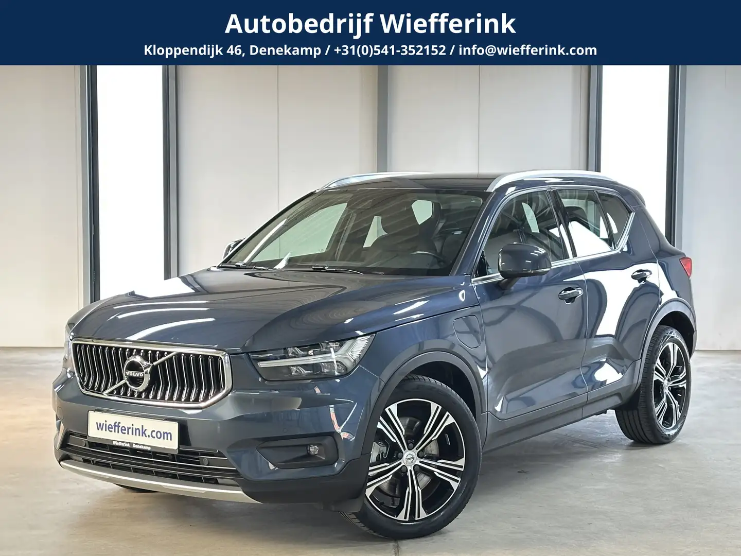 Volvo XC40 1.5 T5 Recharge Inscription Expression | LED | Cam Blauw - 1
