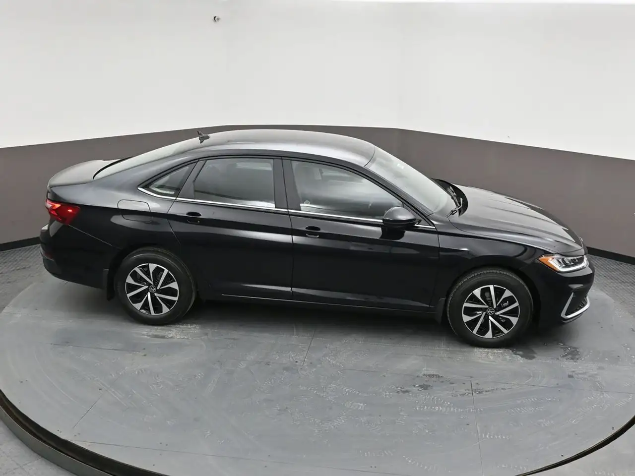Volkswagen Jetta снимка Volkswagen Jetta