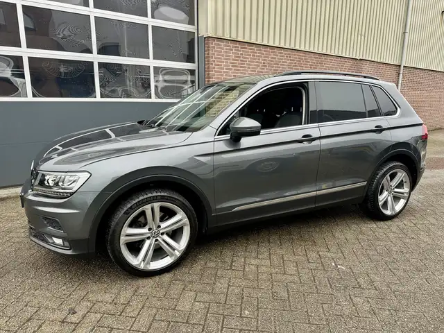 Volkswagen Tiguan 2.0 TDI 150pk DSG/Aut. Grijs kenteken/Van Vol Opti