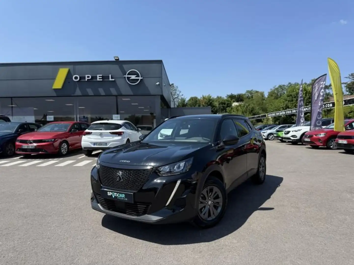 Peugeot 2008 1.2 PureTech 100ch S\u0026S Style Noir - 1