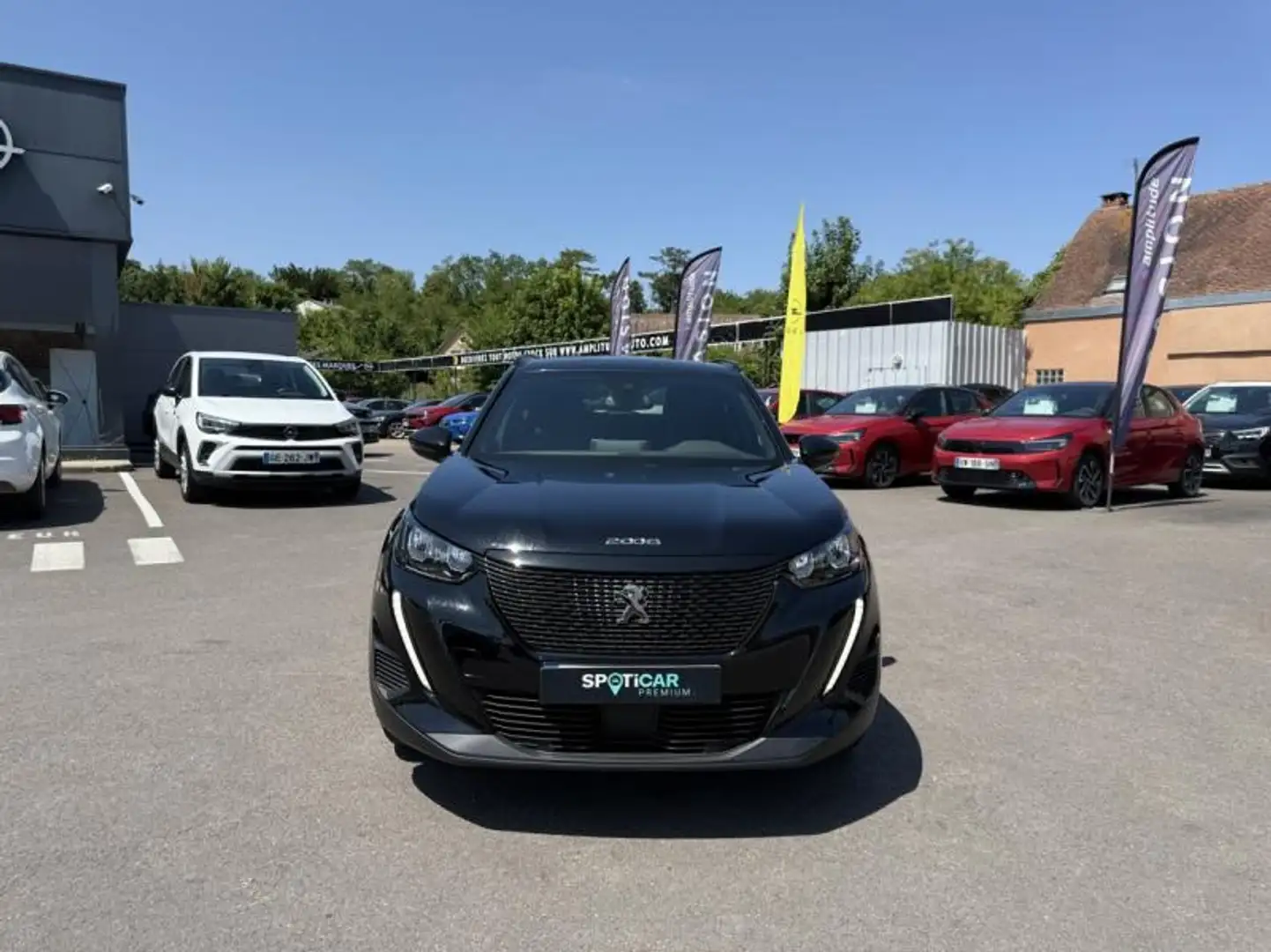 Peugeot 2008 1.2 PureTech 100ch S\u0026S Style Noir - 2