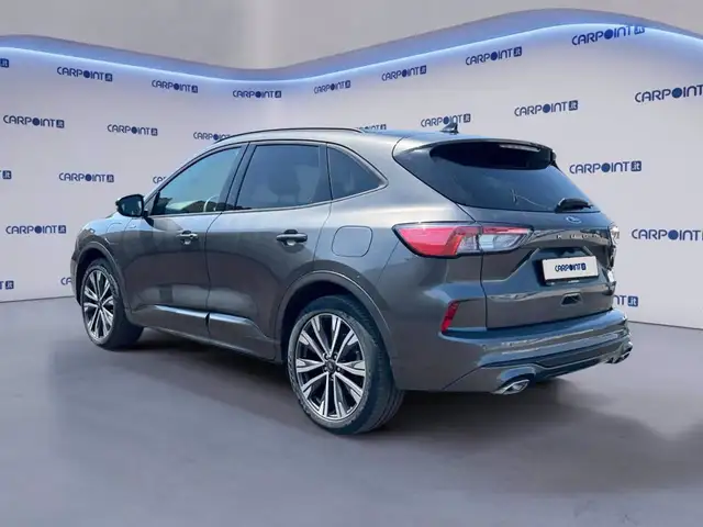 Ford Kuga view 3
