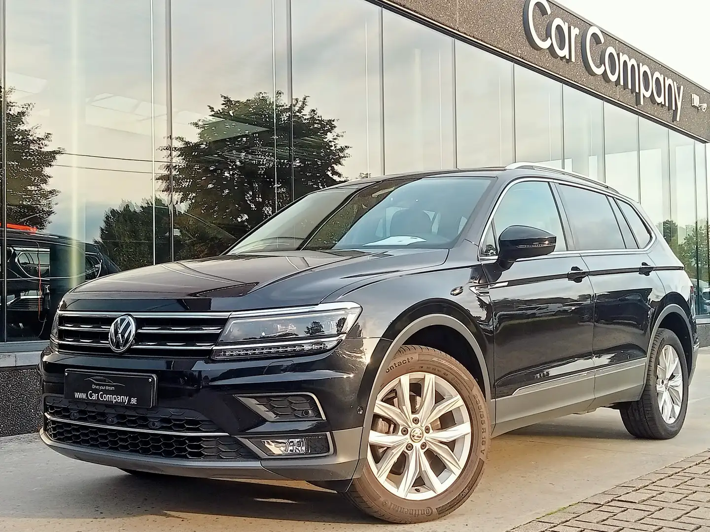 Volkswagen Tiguan Allspace Tiguan Allspace 1.5 TSI DSG HIGHL*LEDER*PANO*360 Noir - 1