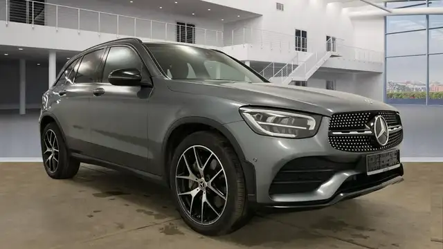 Mercedes-Benz GLC 400 d 2x AMG 20*Pano*AHK*Distro*Kamera*Virtu
