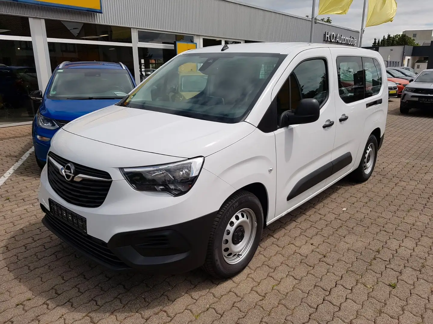 Opel Combo E Cargo - e Edition XL Blanc - 1