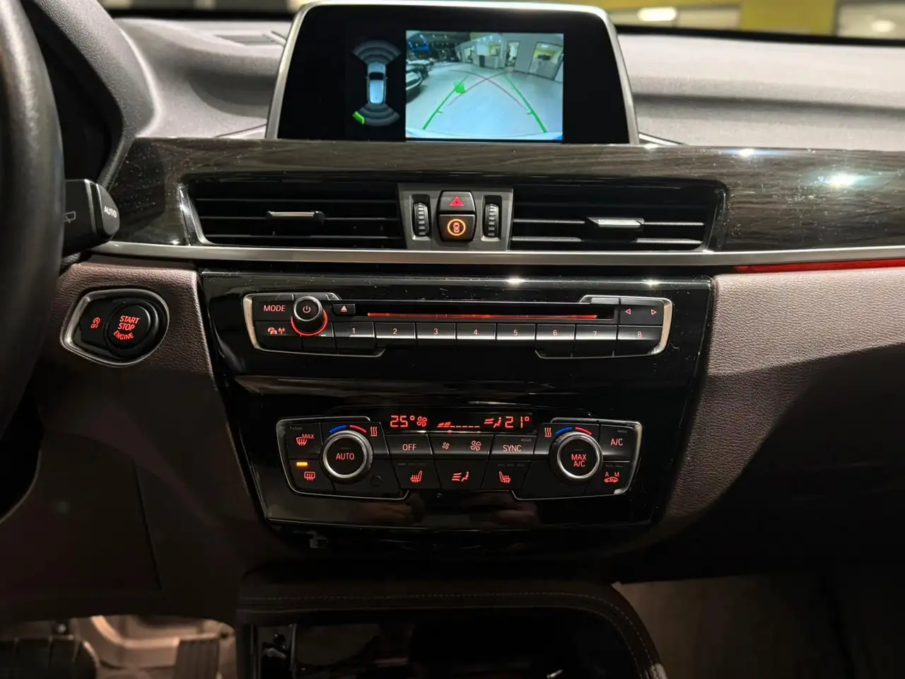 BMW X1 20i — photo 18 sur 26