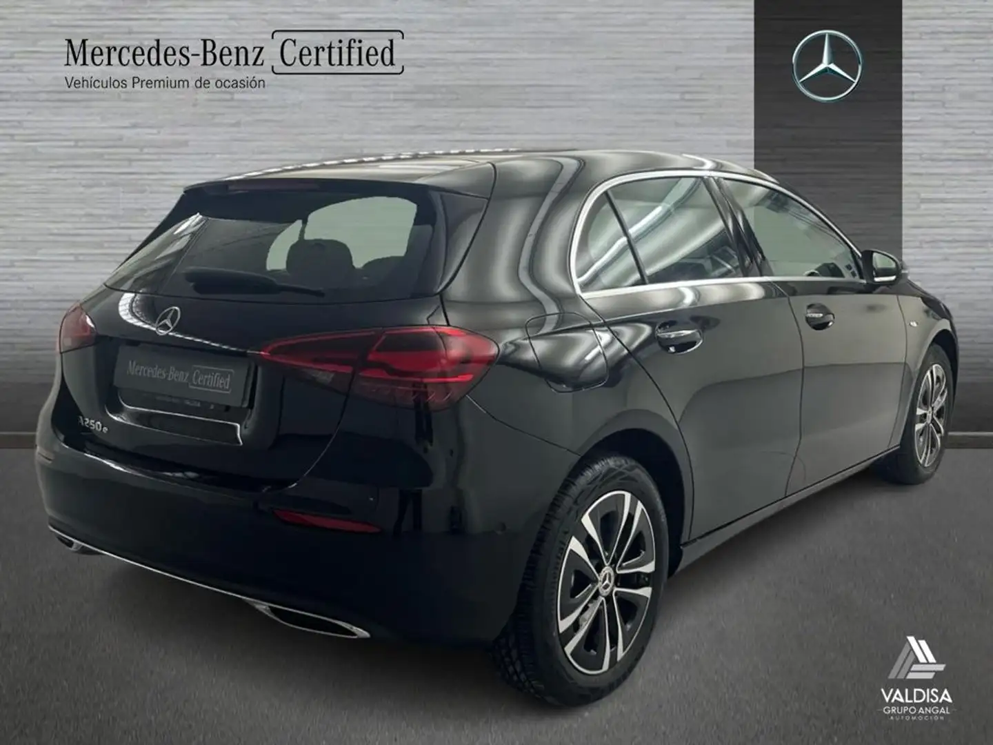 Mercedes-Benz A 250 e Compacto con tecnología híbrida EQ - 2