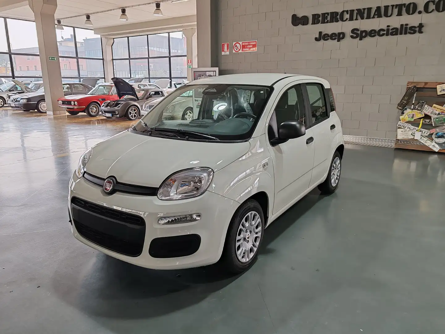 Fiat Panda Pandina 1.0 firefly hybrid KM0 Schwarz - 1