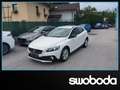 Volvo V40 Cross Country D2 Kinetic Wit - thumbnail 1