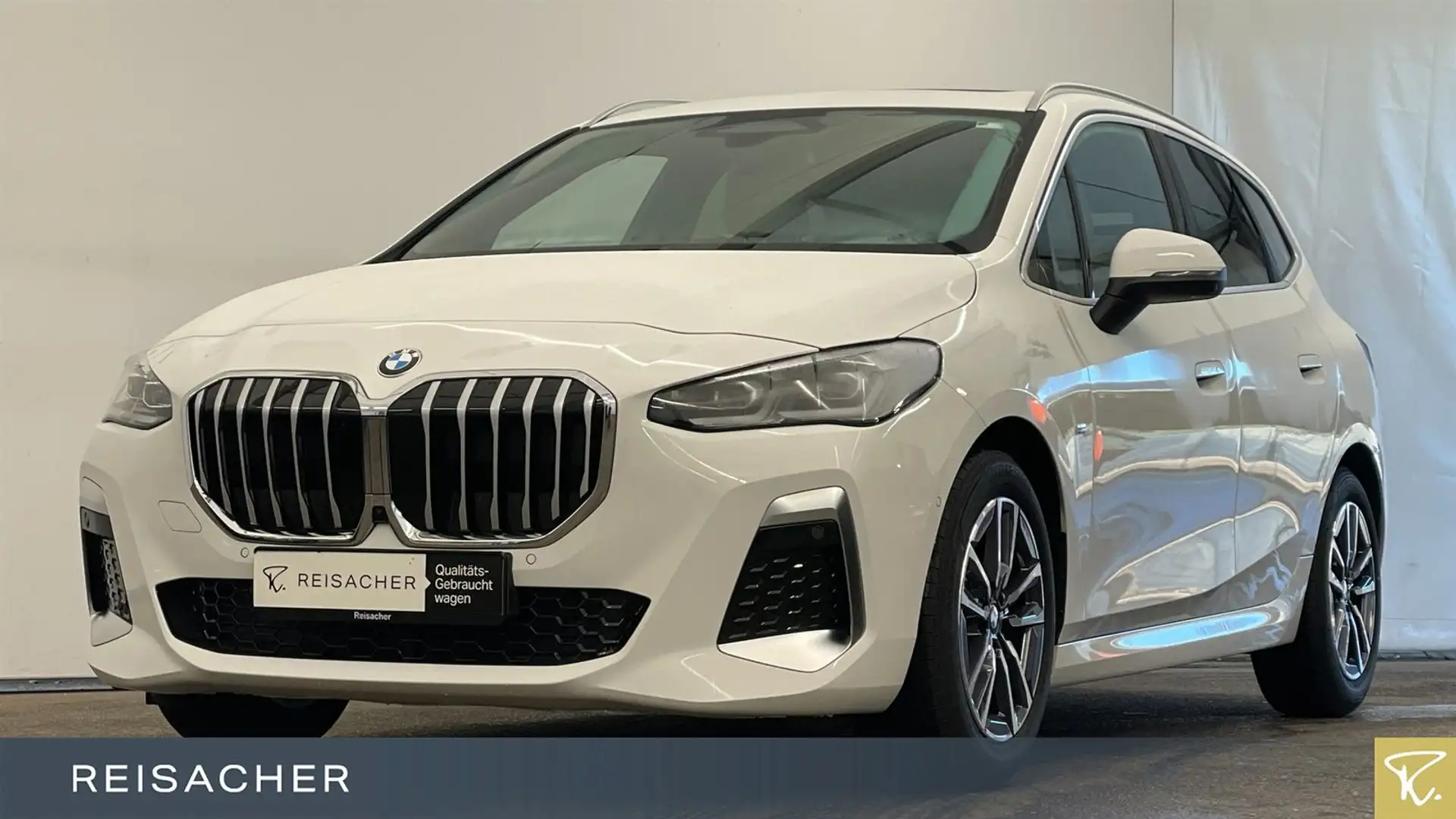 BMW 218 d A Active Tourer M-Sport AHK LCPRo HUD 360° Blanc - 1