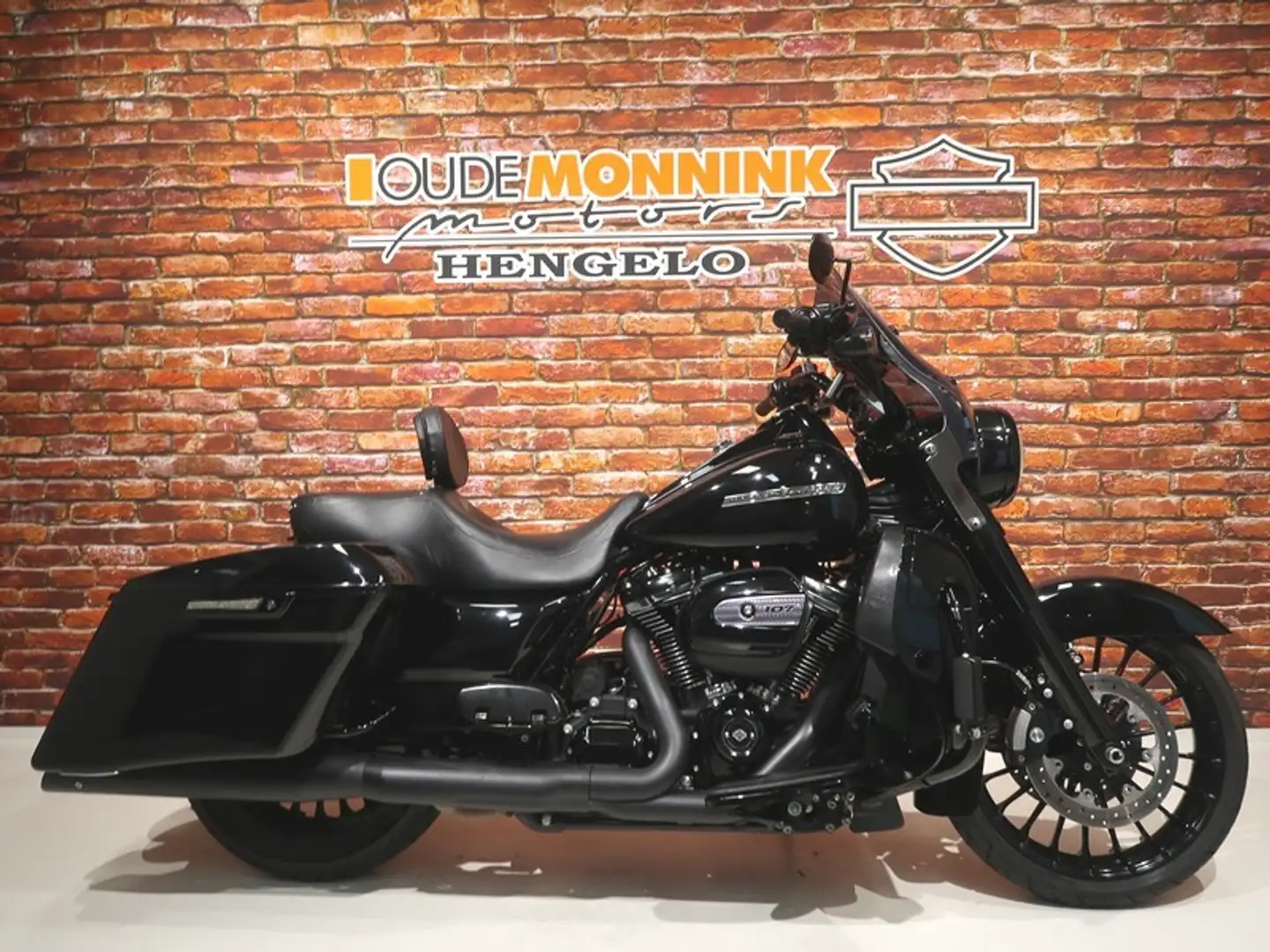 Harley-Davidson Road King FLHRXS Special 107 Negro - 1
