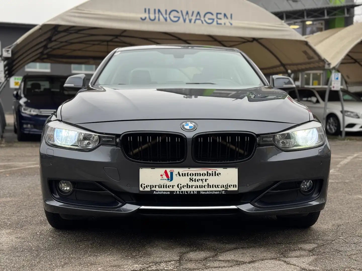 BMW 316 d Sport Aut.+Navi+Tempomat Grau - 2