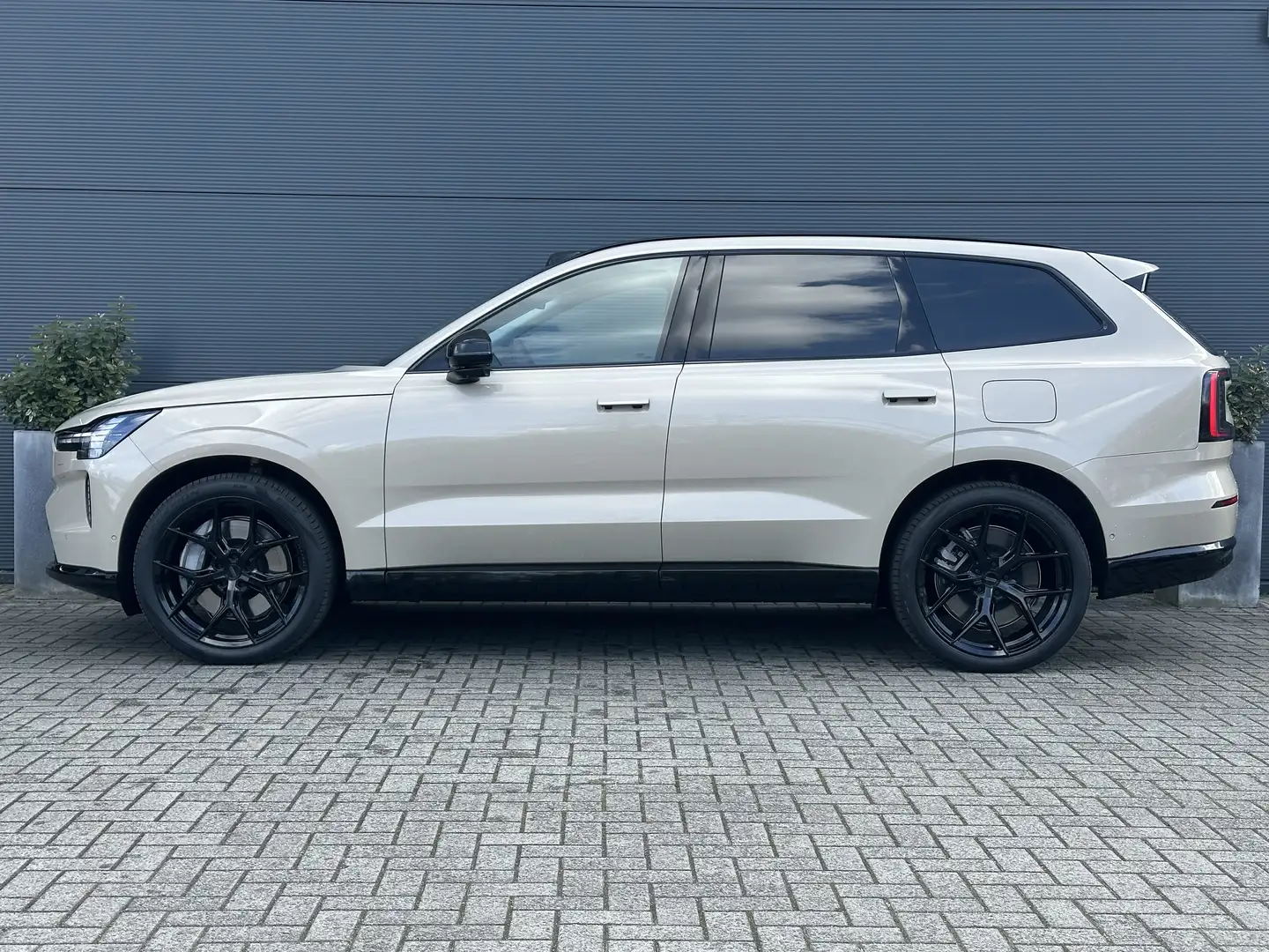 Volvo EX90 Twin Motor Performance Ultra 7p. 111 kWh | 22" Vos Bruin - 2