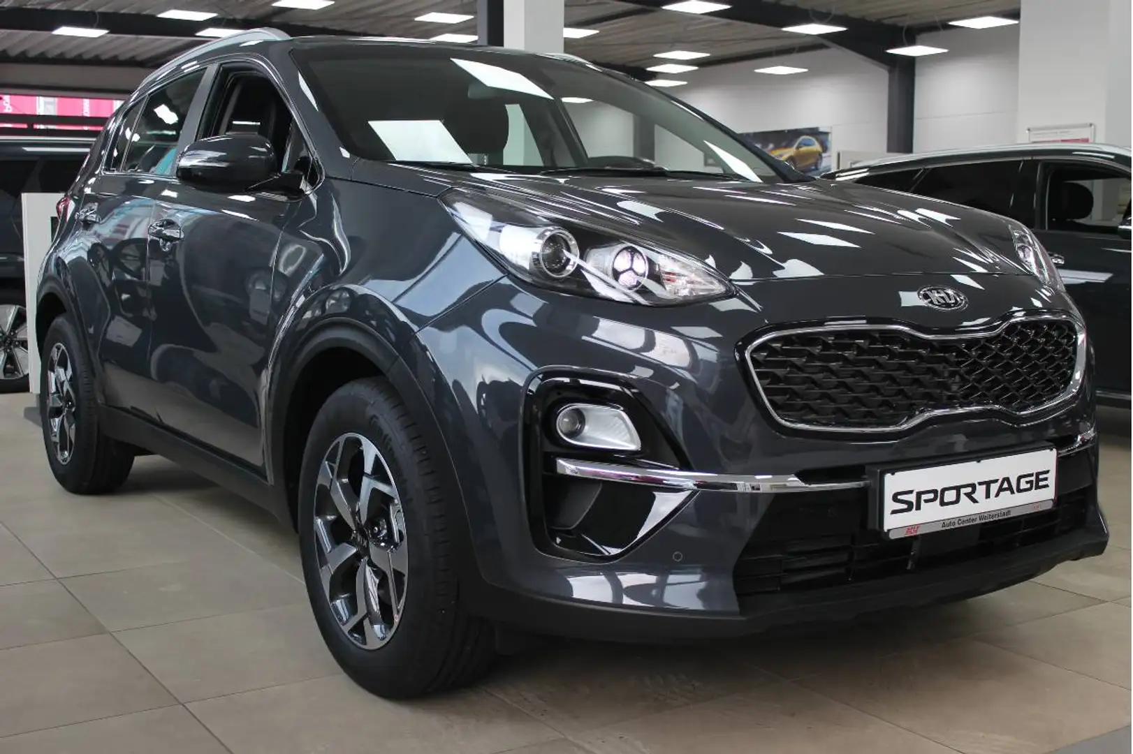 Kia Sportage 1.6T DCT VISION NAVI|KAMERA|SITZHEIZUNG Grau - 2