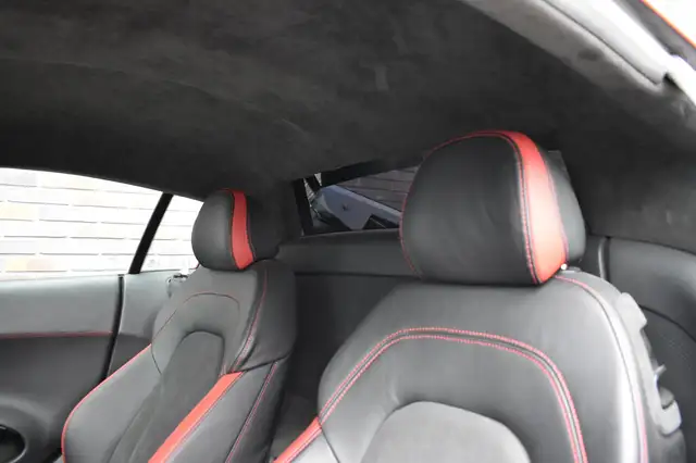 Audi R8 view 6