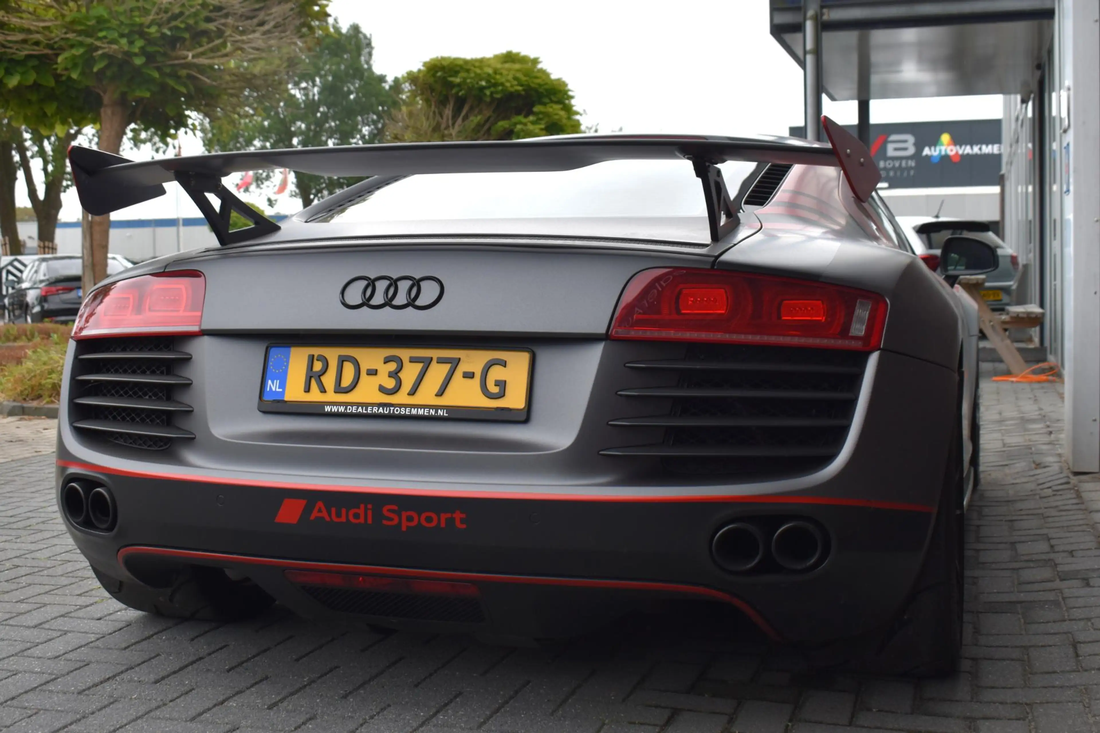 Audi R8 4.2 V8 FSI 49000KM! Audi R8 4.2 V8 FSI — photo 10