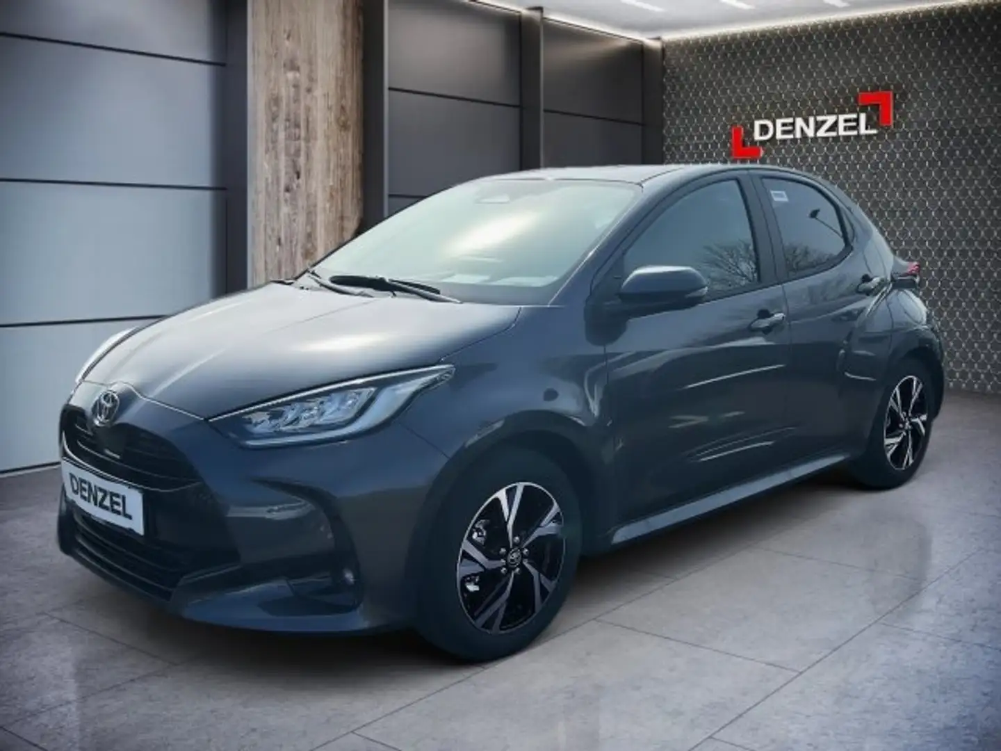 Toyota Yaris - 1,5 l, 116 PS 5-tg. Active Drive Grau - 1