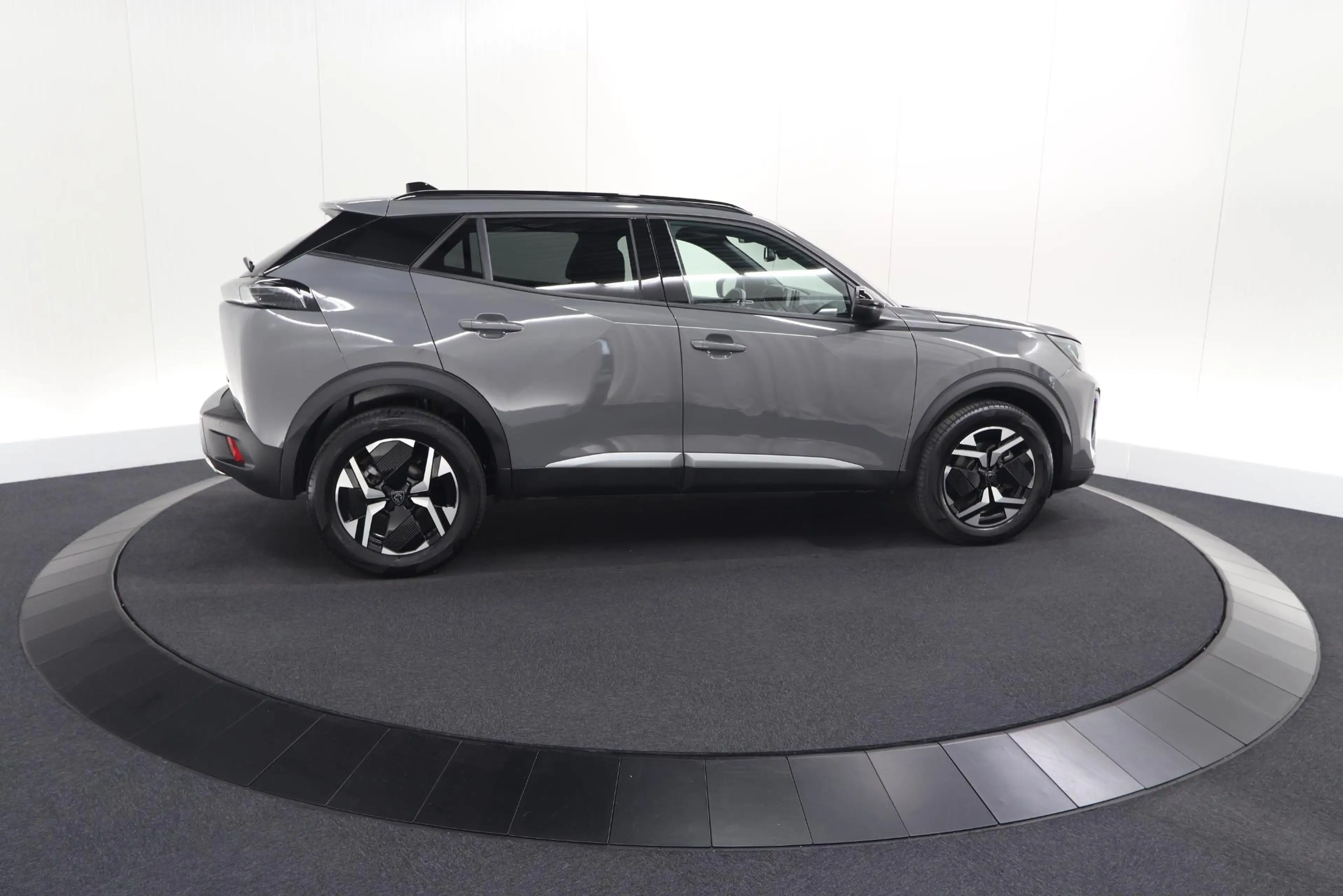 Peugeot 2008 1.2 Hybrid 145 Allure | Apple Carplay | Climate Co — photo 7