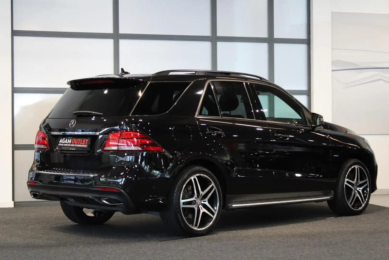 Mercedes-Benz GLE 500 e 4MATIC Panorama dak | Trekhaak | Or. NL | Dealer Zwart - 2