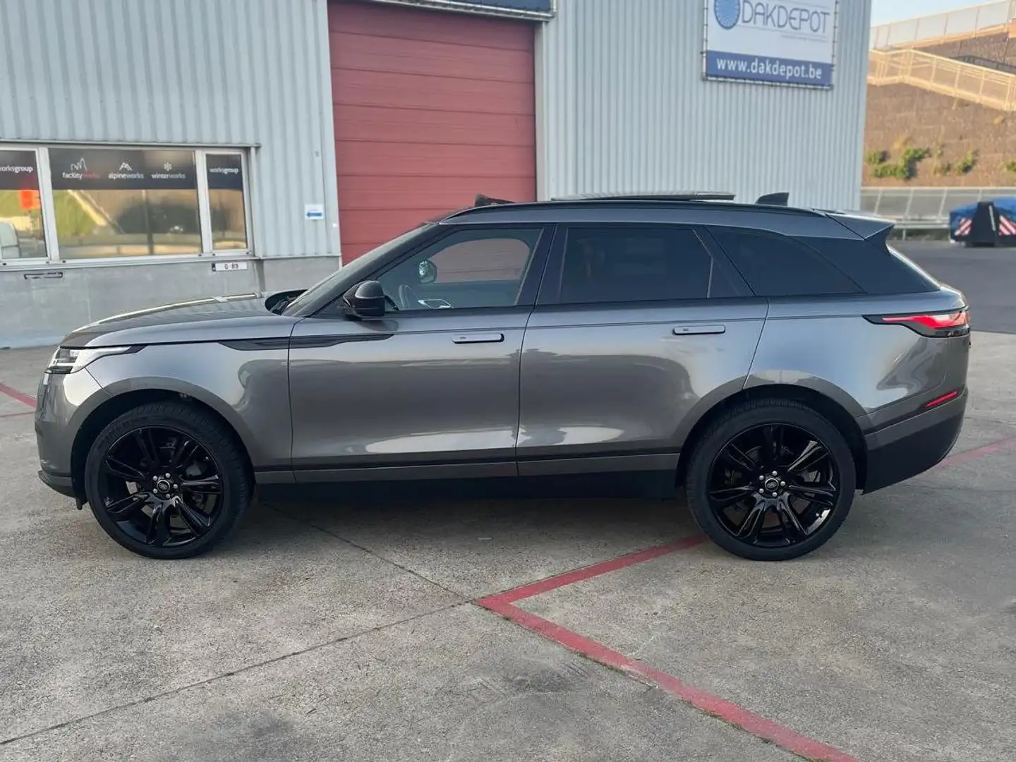 Land Rover Range Rover Velar Range Rover Velar 2.0d S Gris - 1