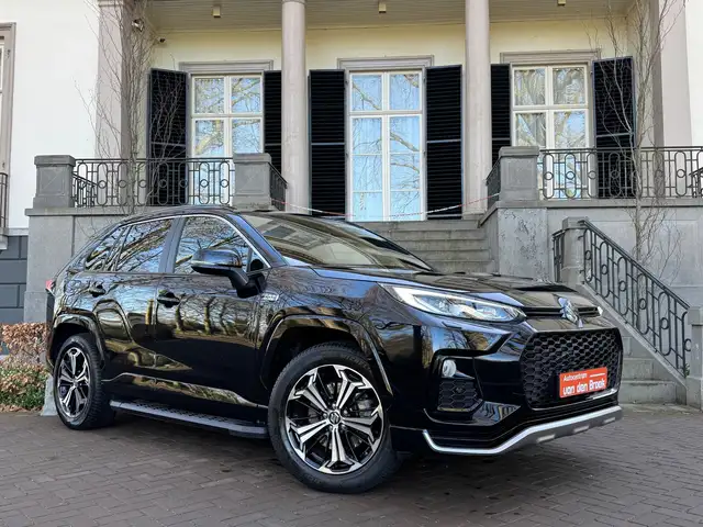 Suzuki Across 2.5 Plug-in Hybrid Style Automaat Navi Camera Lede