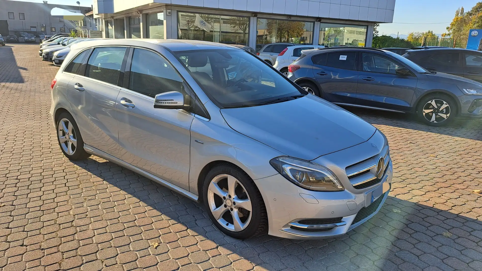 Mercedes-Benz B 180 B 180 BlueEFFICIENCY Premium OK NEO PATENTATI Argento - 2