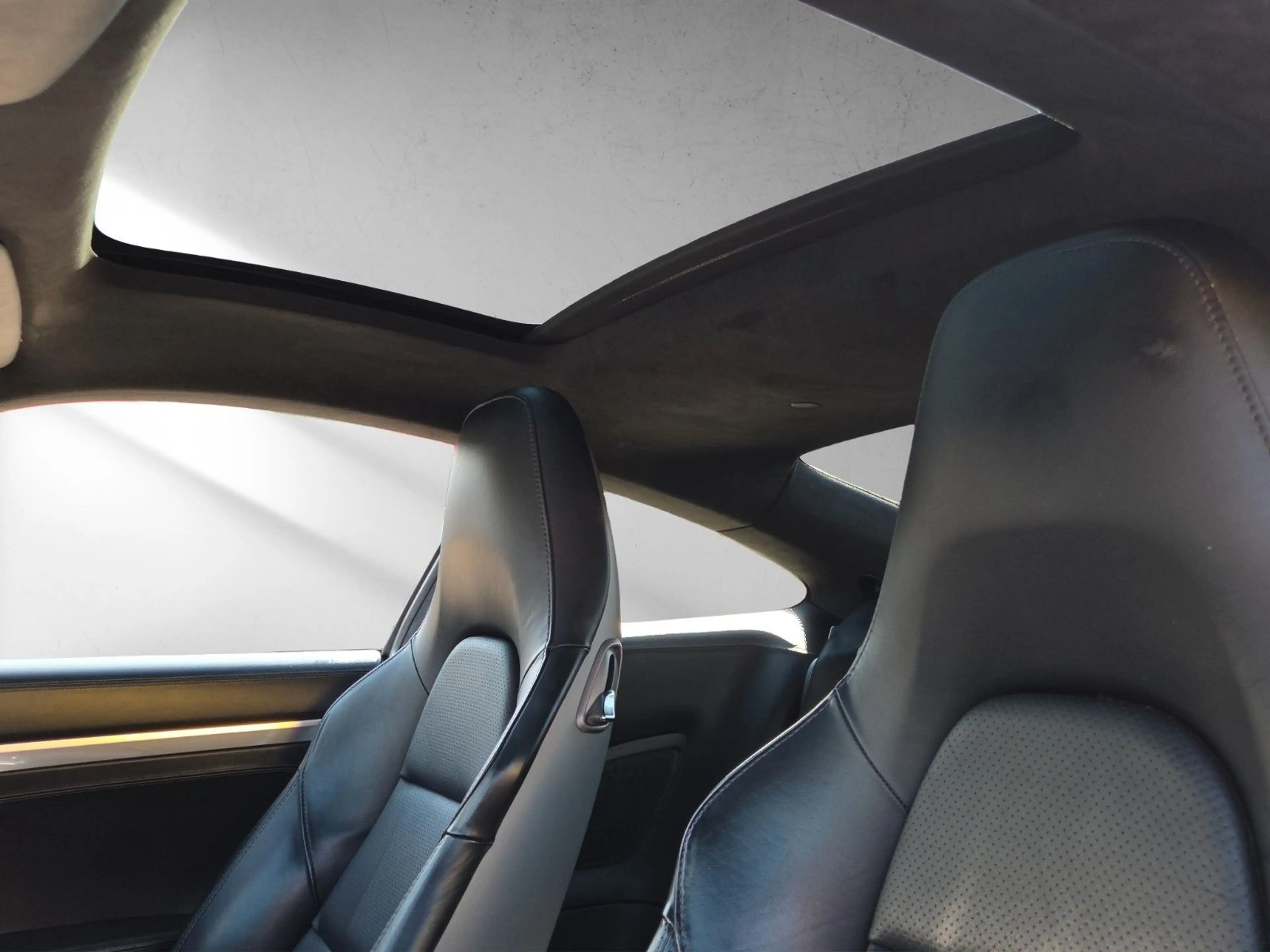 Porsche 911 Carrera S — photo 12