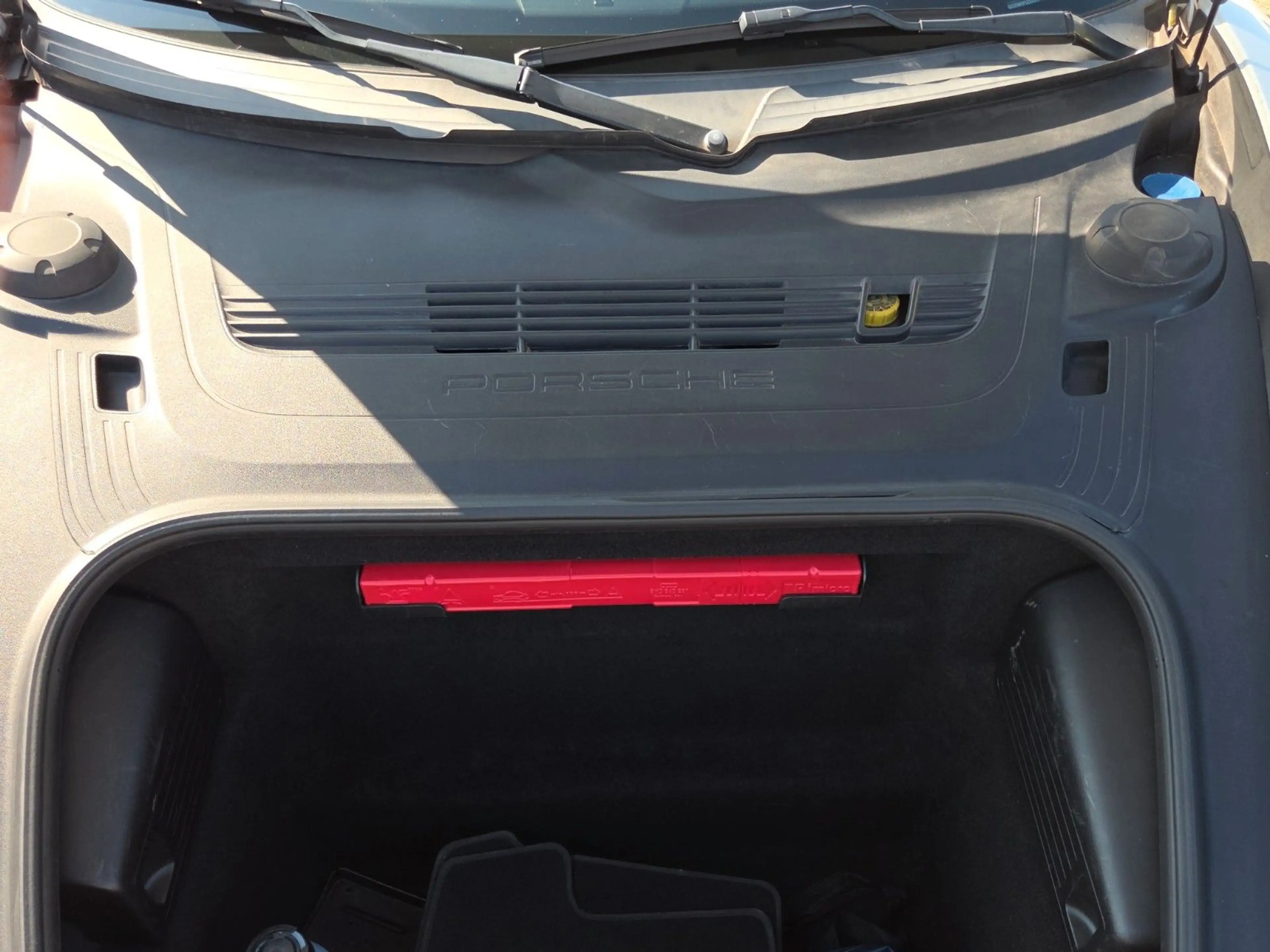 Porsche 911 Carrera S — photo 15