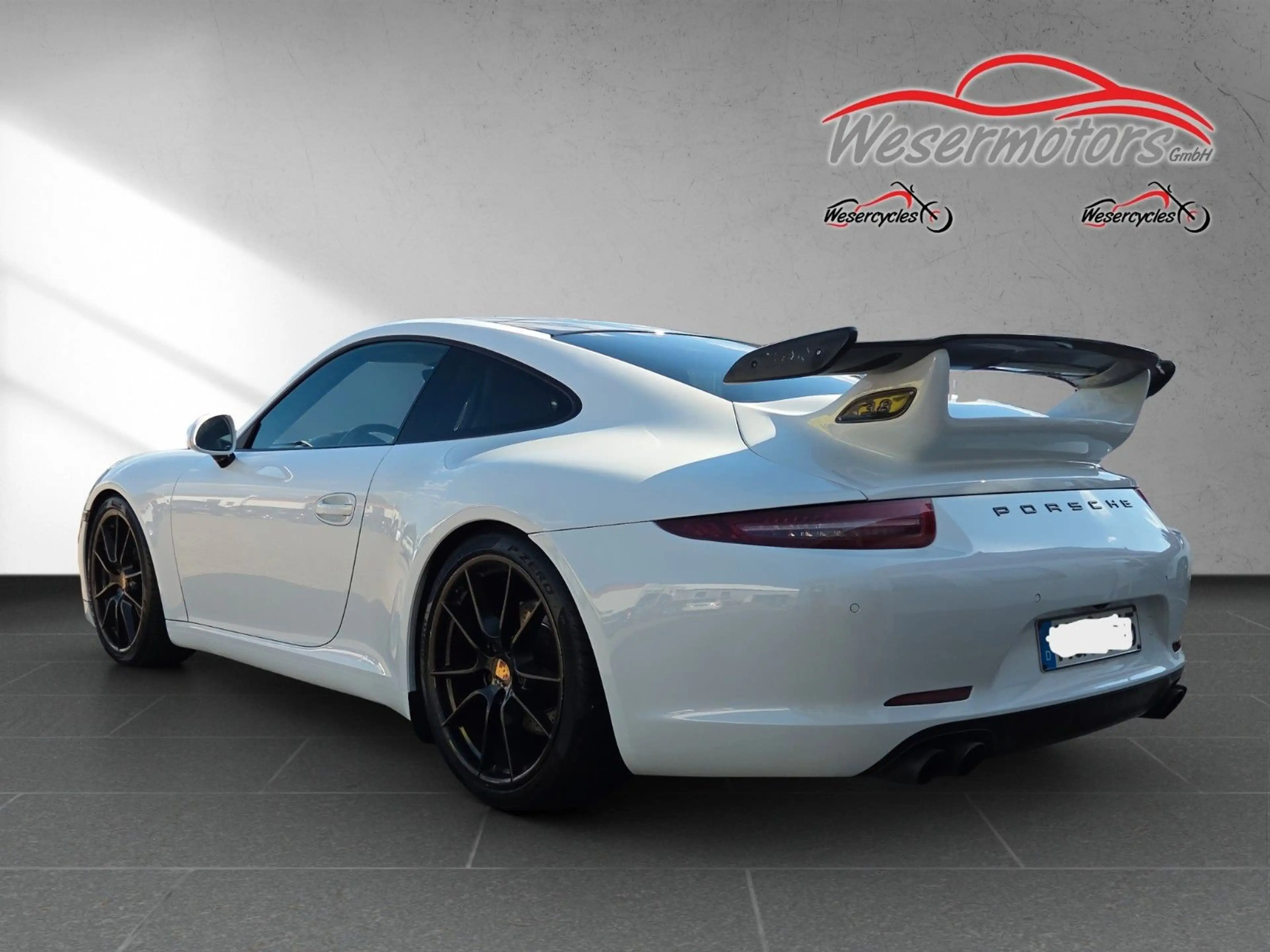 Porsche 911 Carrera S — photo 6